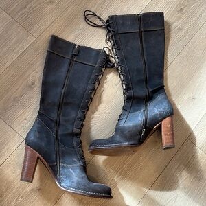 Frye Heeled Villager Lace Brown Boot Size 11